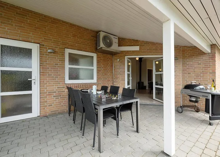 Casa vacanze Najdenka - 25km From The Sea By Interhome *