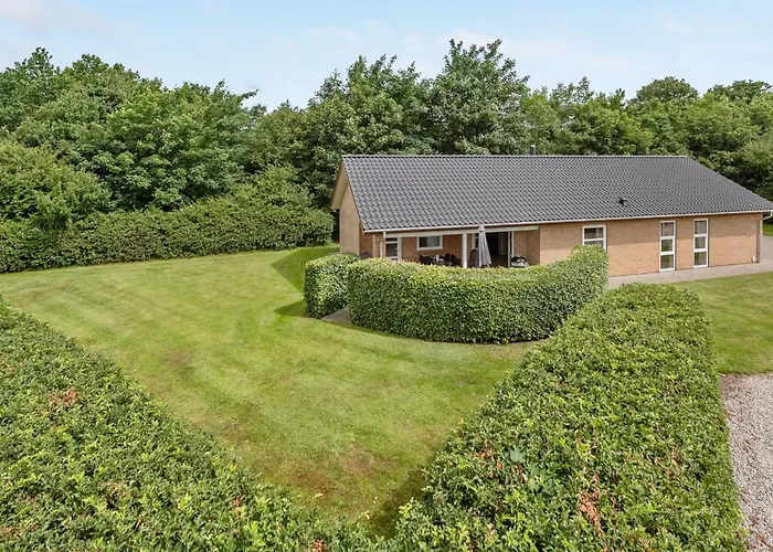 Feriehus Najdenka - 25km From The Sea By Interhome *